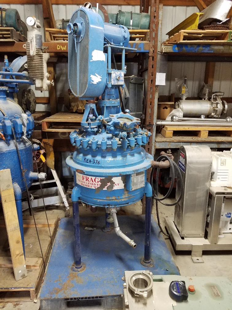 ***SOLD*** used 20 Gallon Pfaudler Glass Lined Reactor. Shell Rated 150/FV @ 650 Deg.F.  Jacket rated 115 PSI @ 350 Deg.F.  Has Pfaudler TW model SV-48270C-AK Mixer. 80